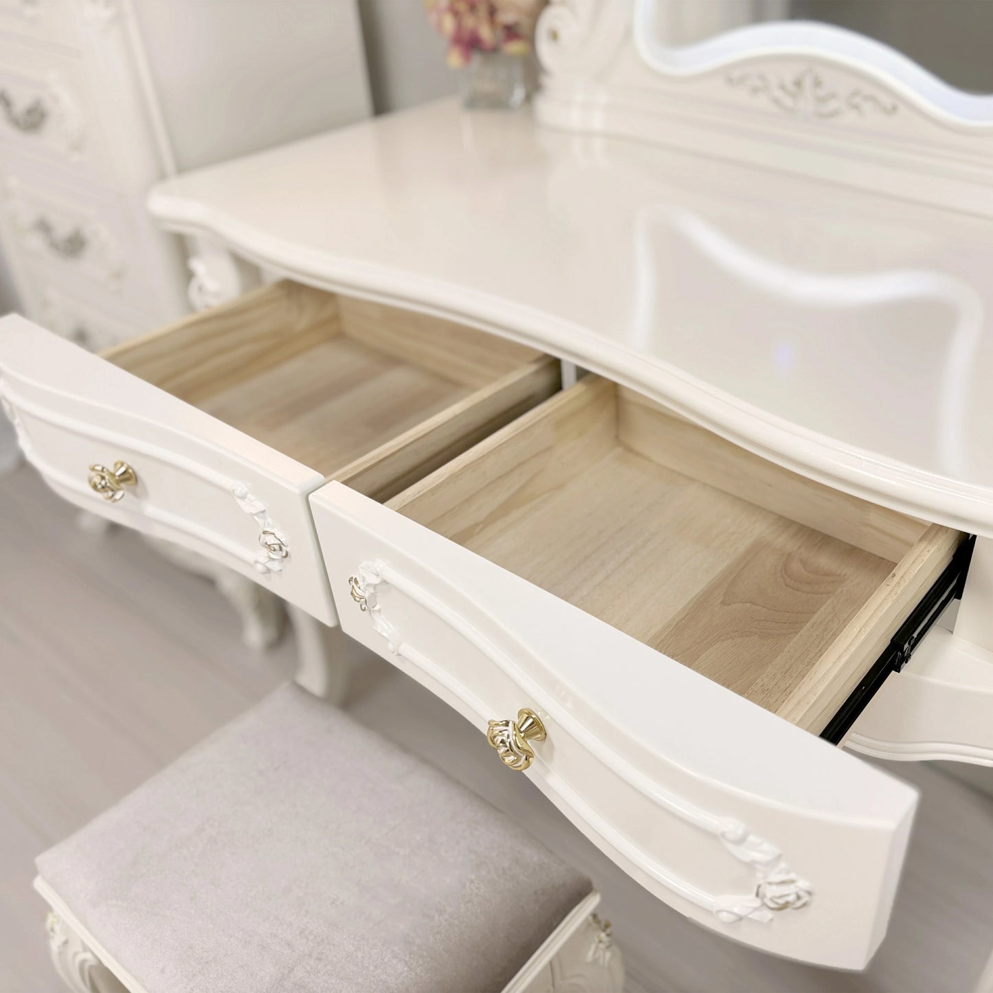ドレッサー お姫系 北欧風 化粧台収納 オシャレ クラウン 幅100cm スツールセット １０cm スツールセット １０９ LEDミラー LEDミラー 化粧テーブル 収納付き 鏡台 j１０９-crown100